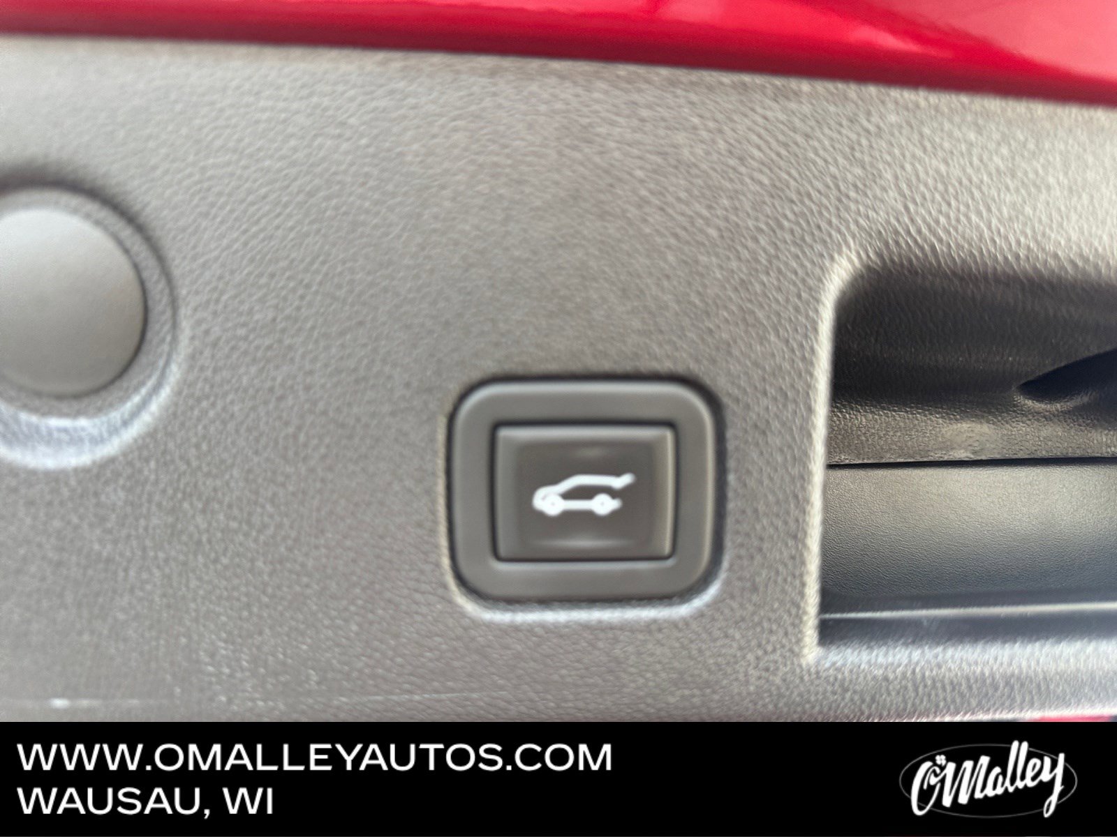 Used 2024 Chevrolet Equinox LT w/ LPO, Floor Liner Package AWD/4WD image 16