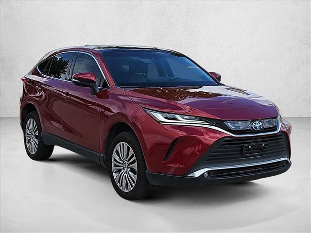 Certified 2024 Toyota Venza Limited image 3