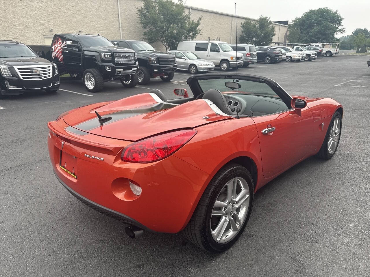 Used 2009 Pontiac Solstice Street Edition RWD image 30