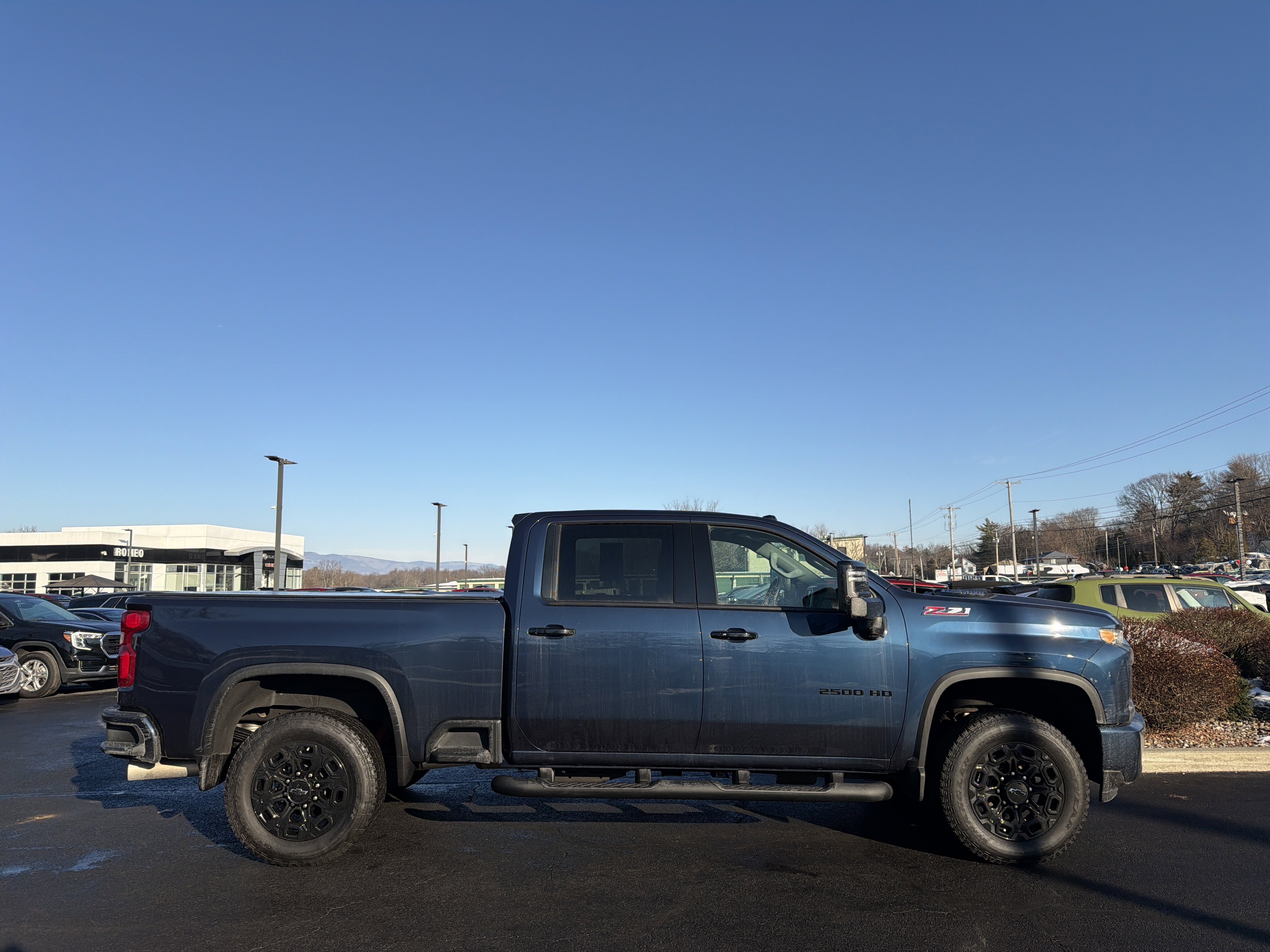 Used 2021 Chevrolet Silverado 2500 LTZ w/ LTZ Plus Package image 4
