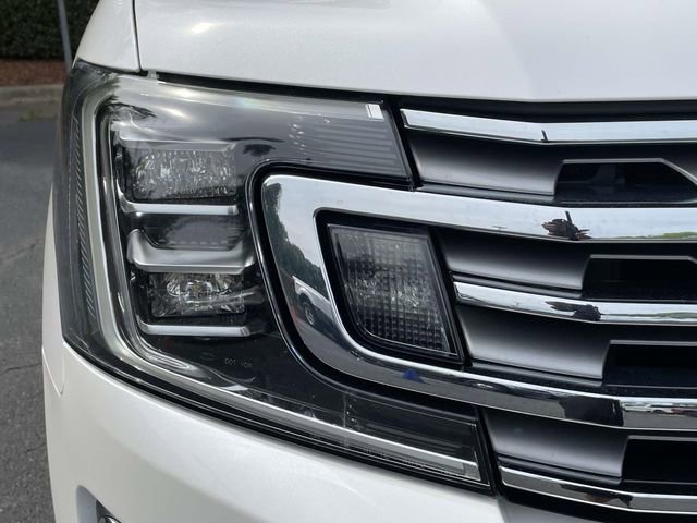 Certified 2019 Ford Expedition Max Limited w/ Special Edition Package AWD/4WD image 44
