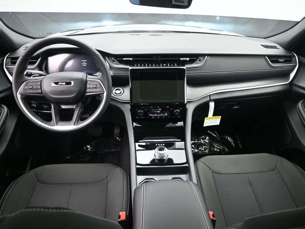 New 2026 Jeep Grand Cherokee Laredo X AWD/4WD image 23