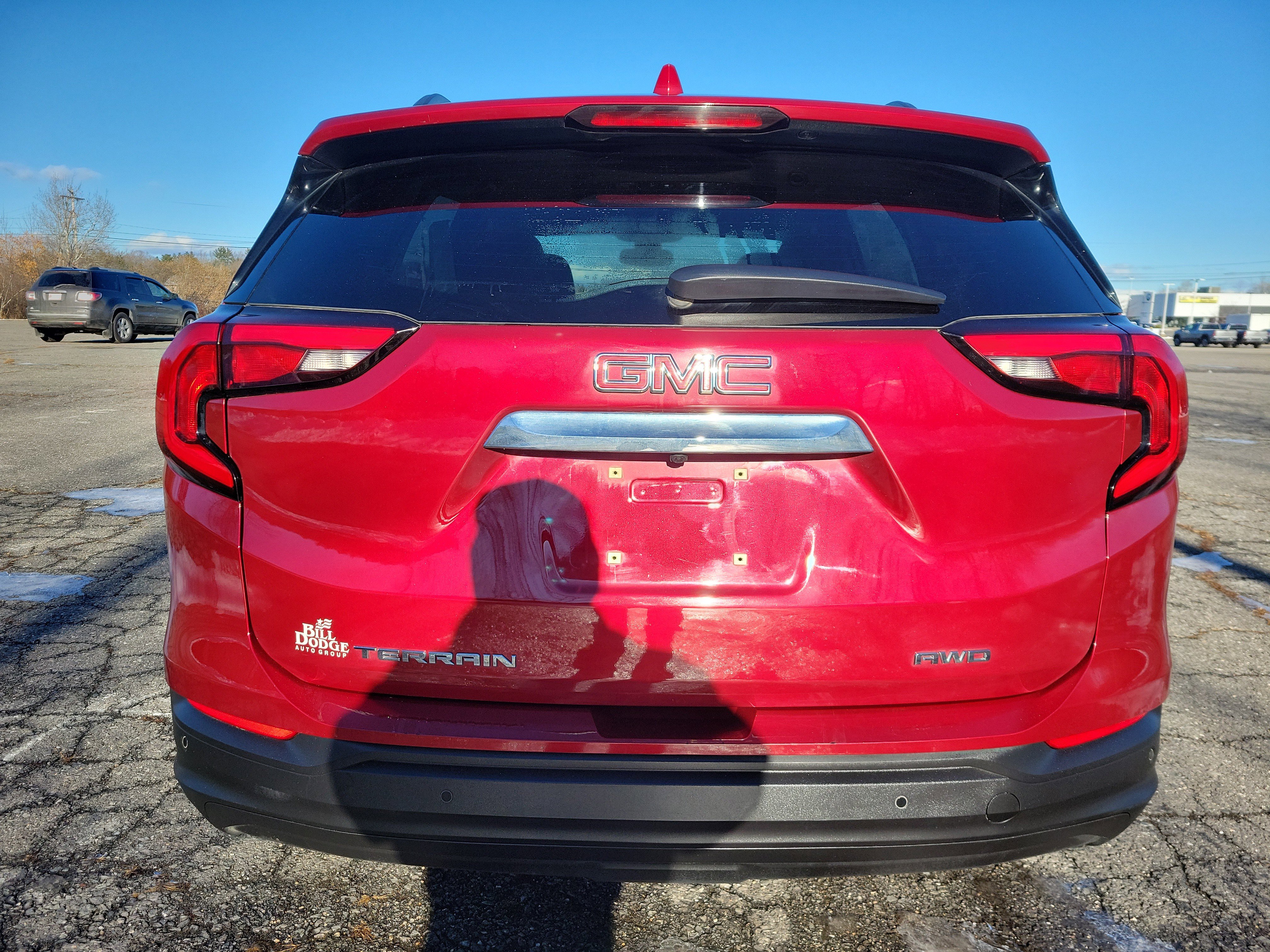 Used 2021 GMC Terrain SLE w/ Driver Convenience Package image 6