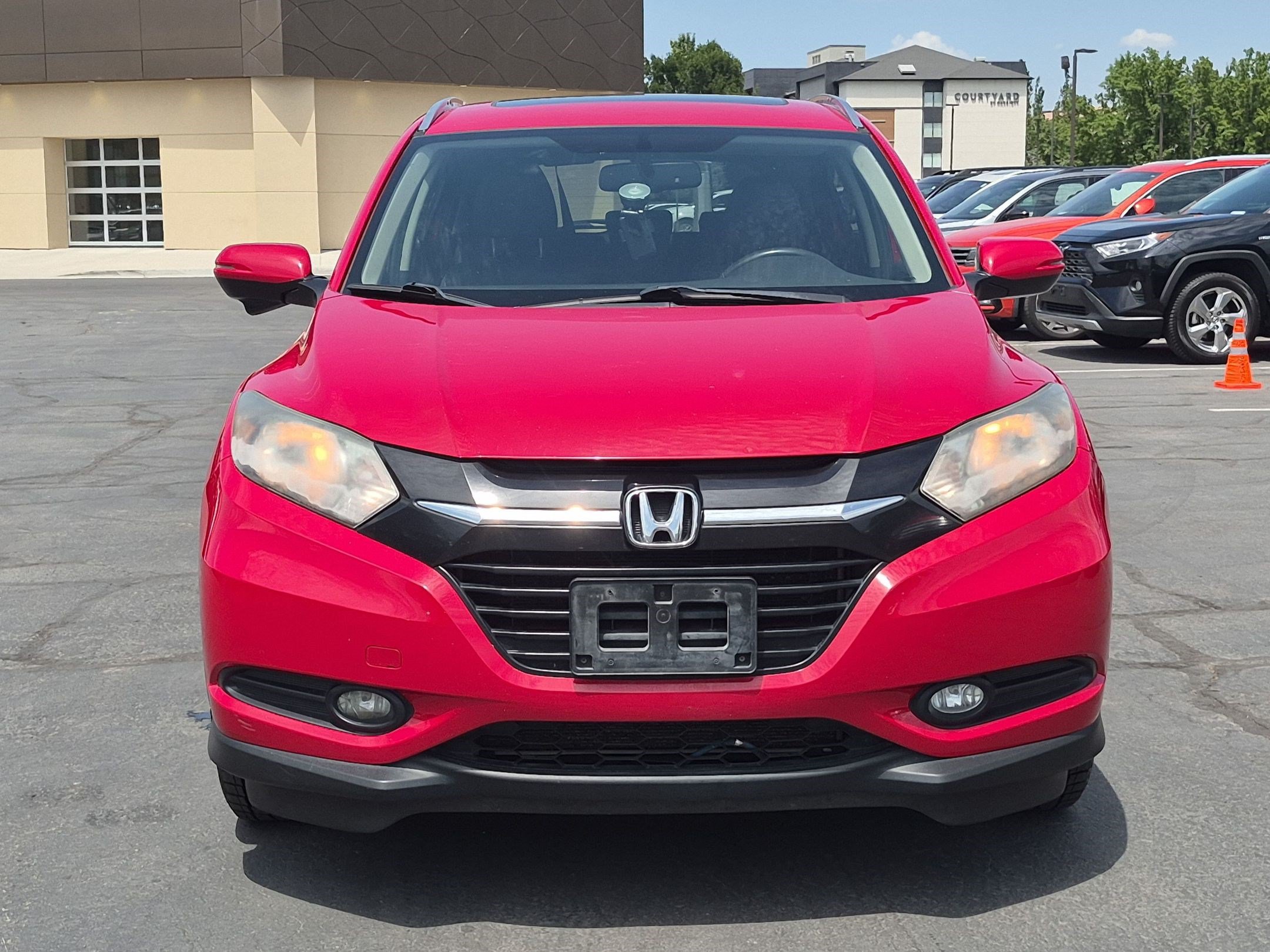Used 2017 Honda HR-V EX-L image 11