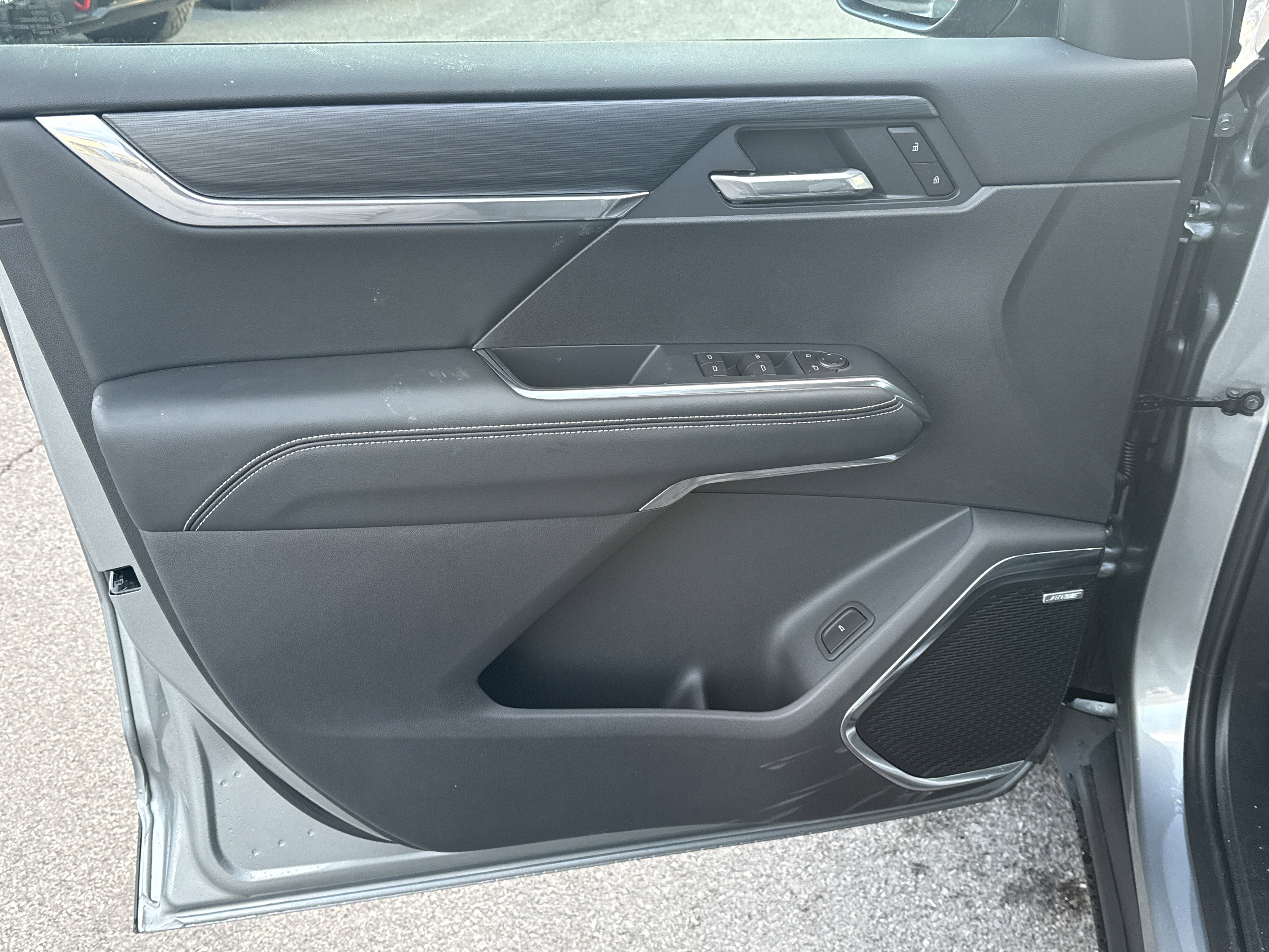 New 2026 GMC Acadia Elevation image 15