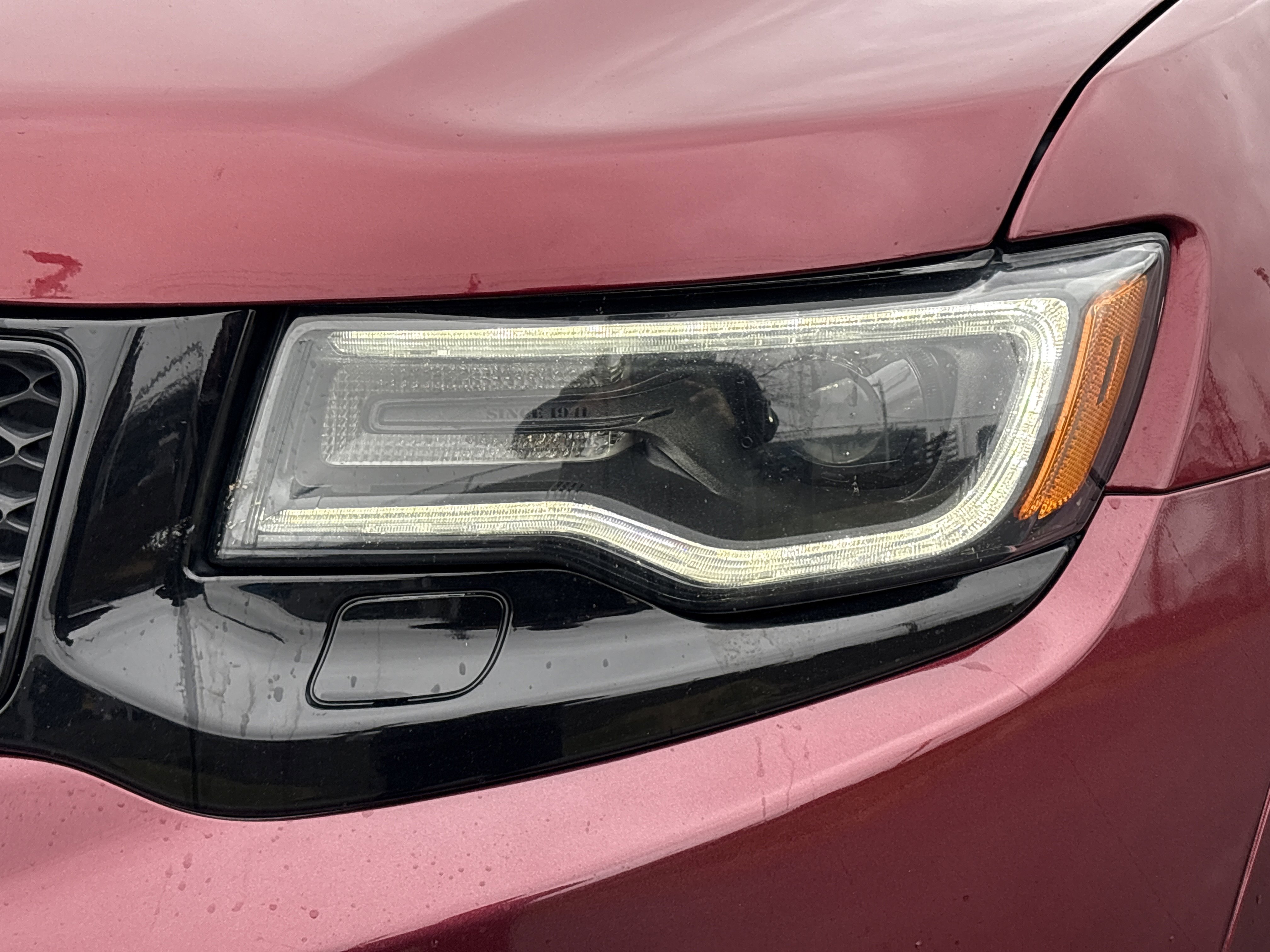 Used 2021 Jeep Grand Cherokee SRT AWD/4WD image 9