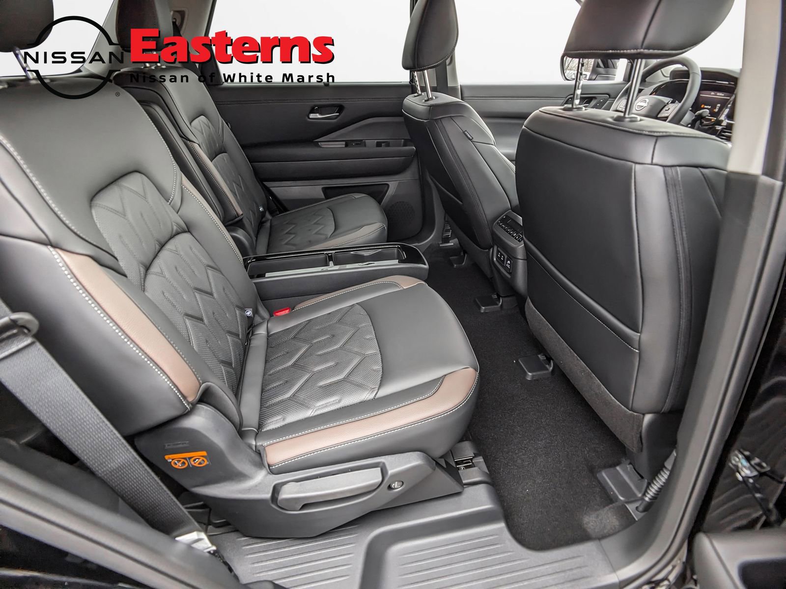 New 2026 Nissan Pathfinder Platinum image 25