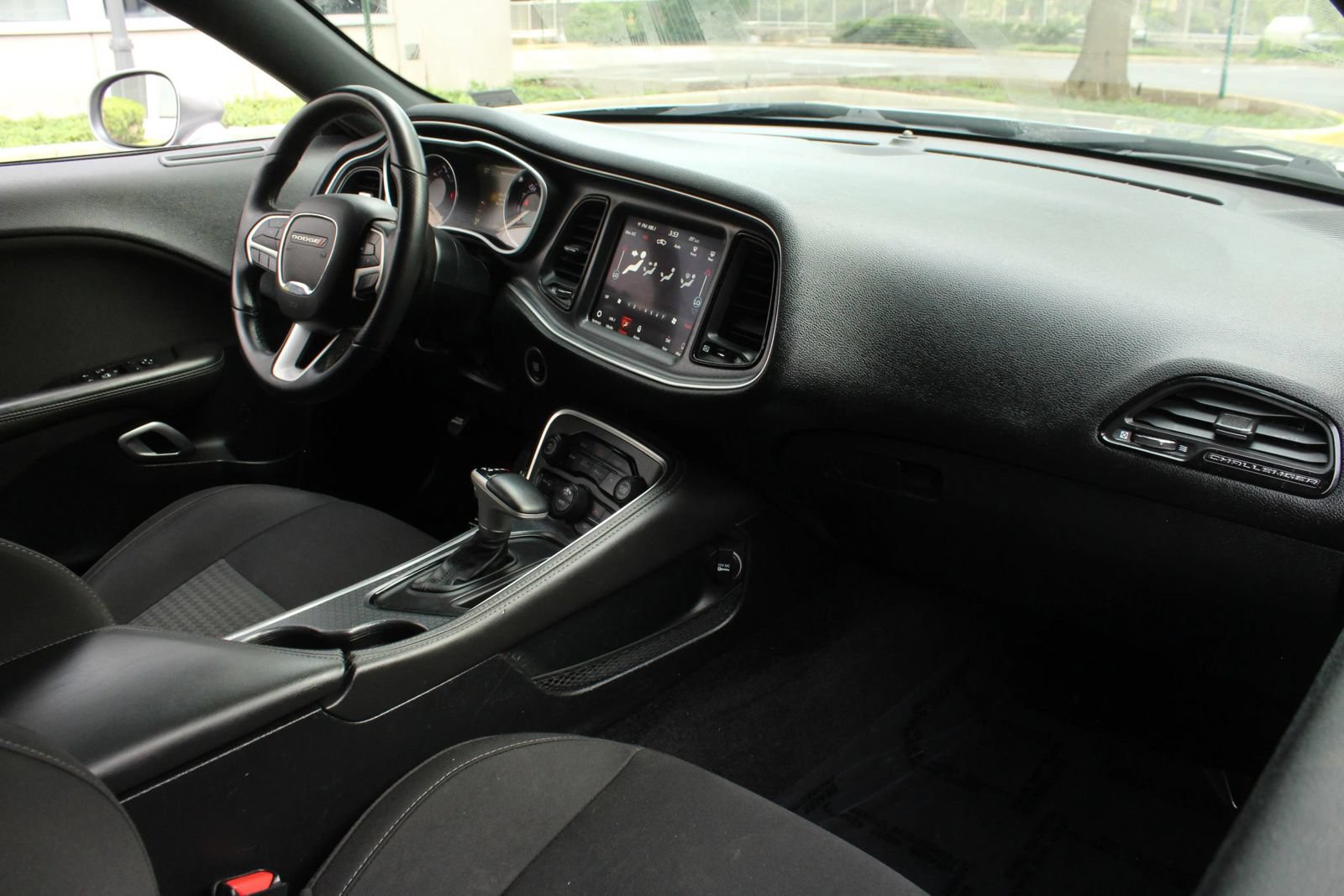Used 2018 Dodge Challenger R/T Scat Pack RWD image 19
