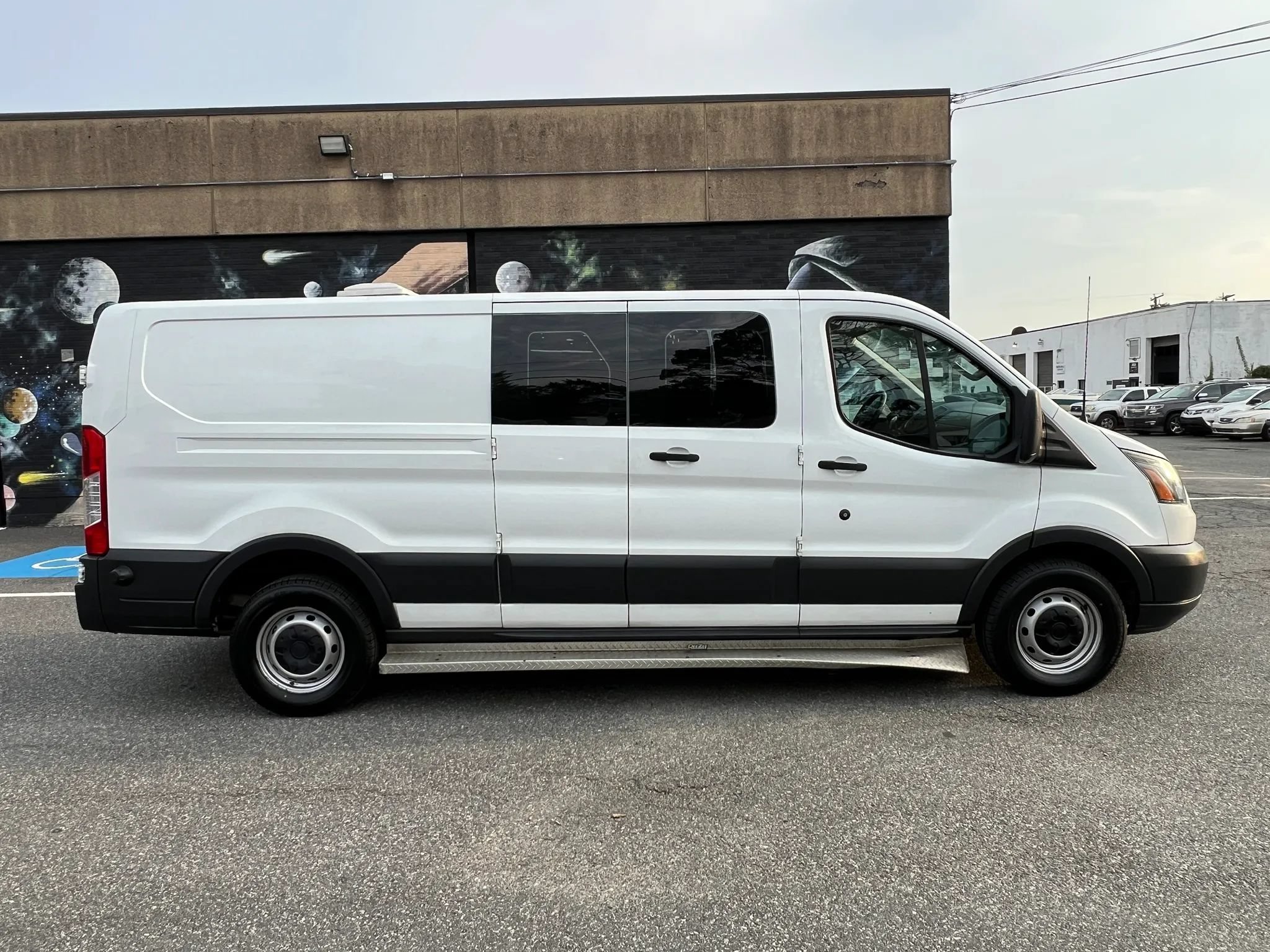 Used 2018 Ford Transit 250 148 Low Roof RWD image 8