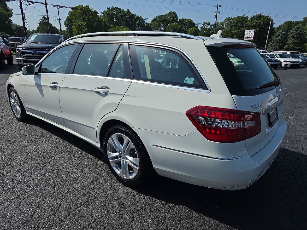 Used 2011 Mercedes-Benz E 350 4MATIC Wagon image 20