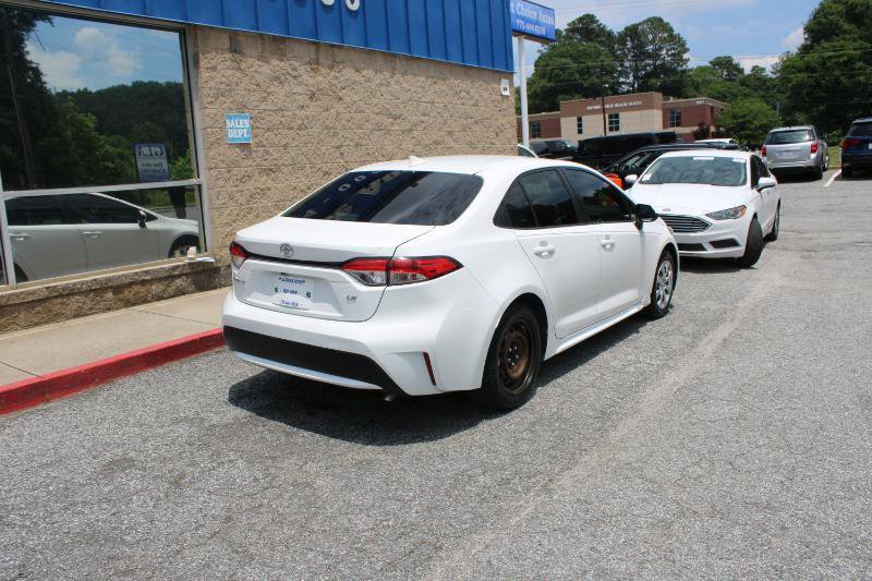 Used 2021 Toyota Corolla LE FWD image 4