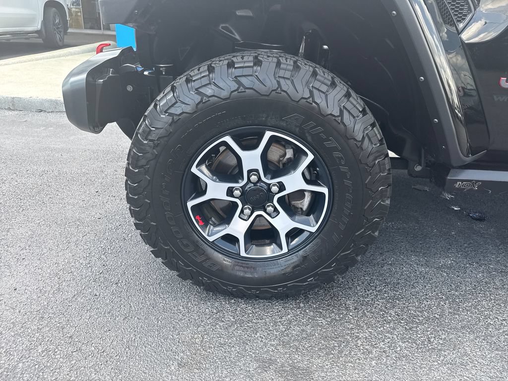 Used 2022 Jeep Wrangler Unlimited Rubicon AWD/4WD image 30