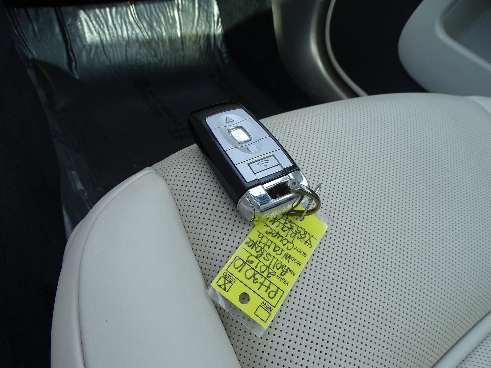 Used 2015 Rolls-Royce Wraith RWD image 30
