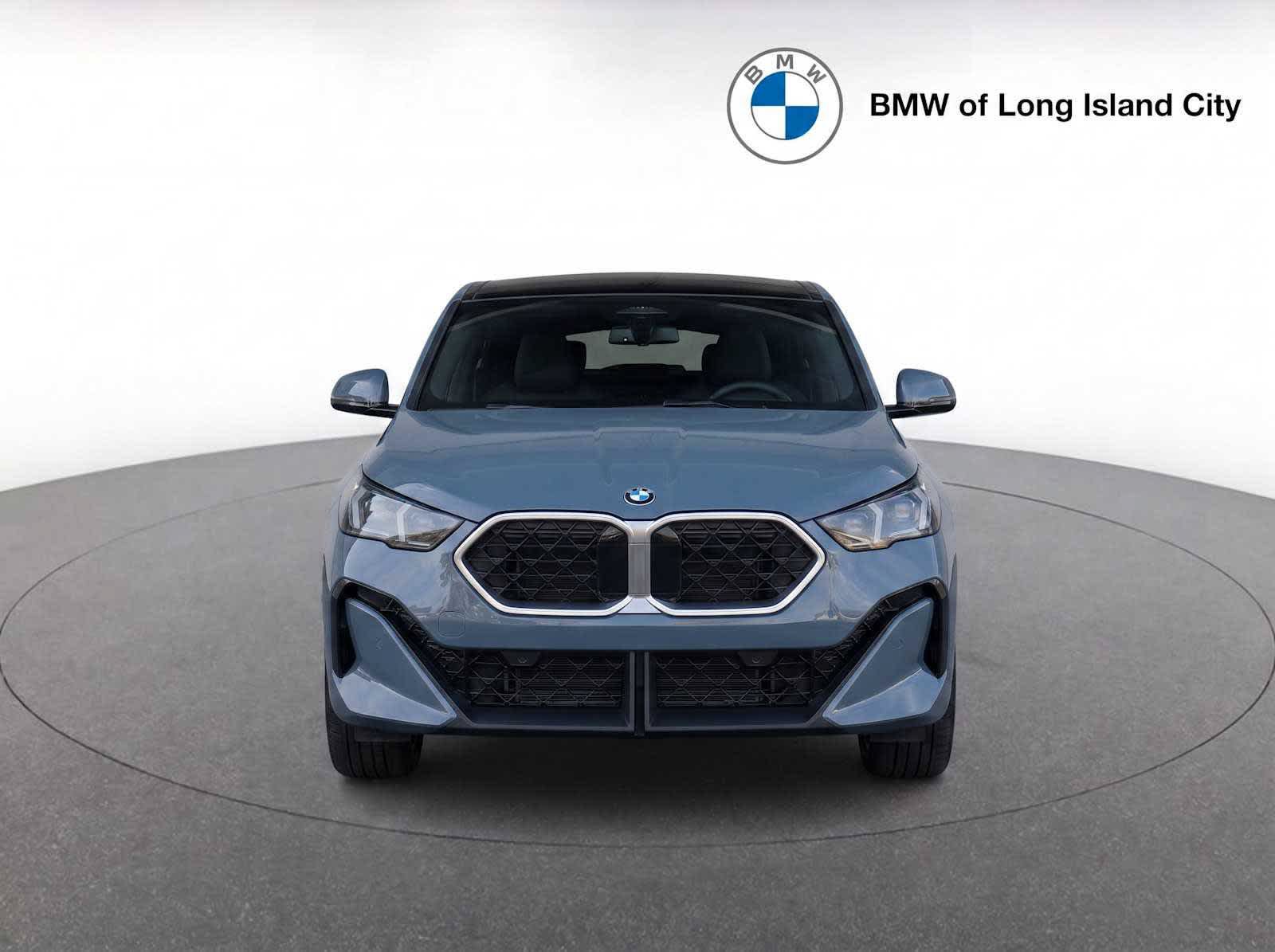 New 2026 BMW X2 xDrive28i w/ Convenience Package AWD/4WD image 2