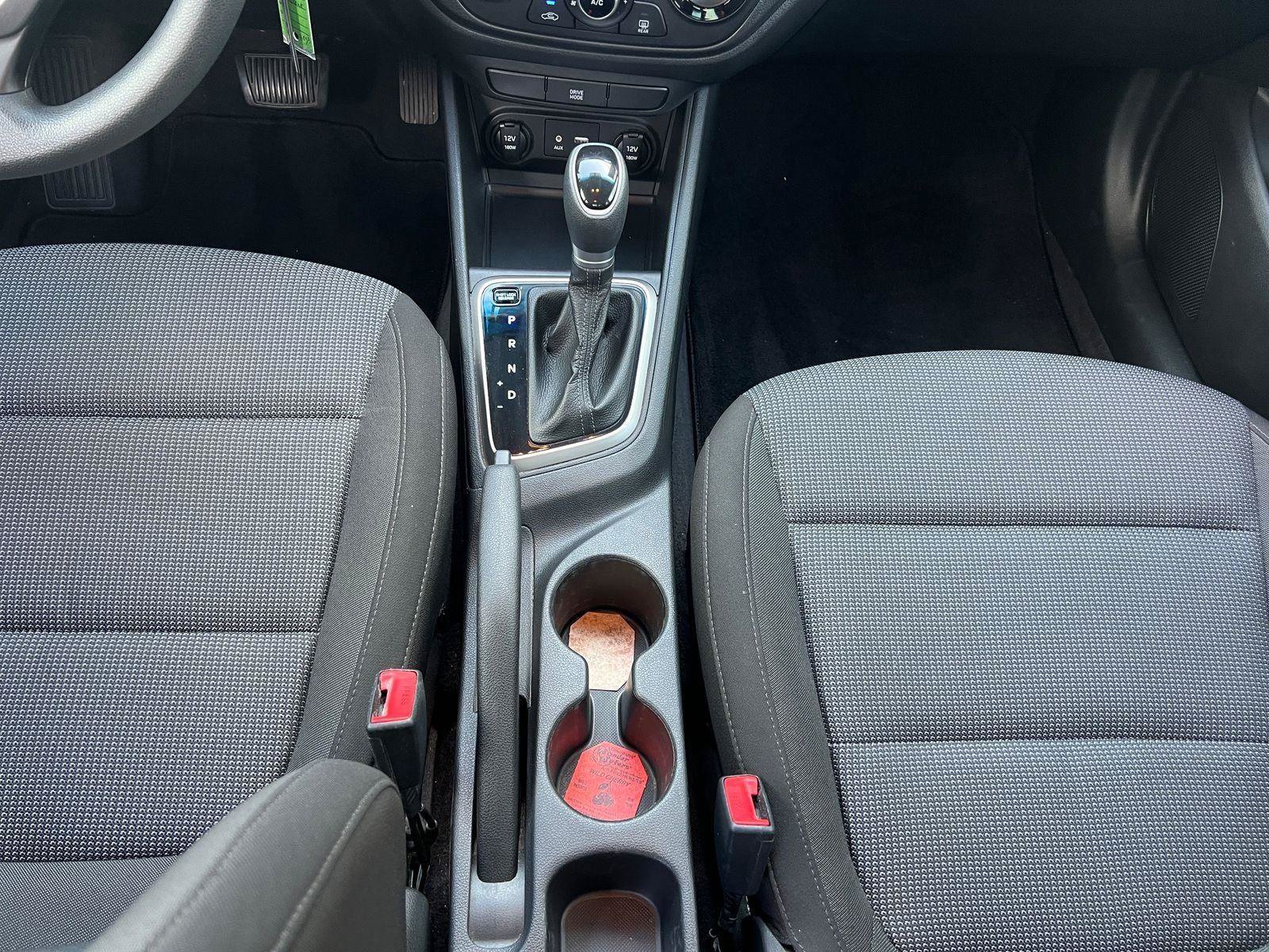 Used 2022 Hyundai Accent SE FWD image 20