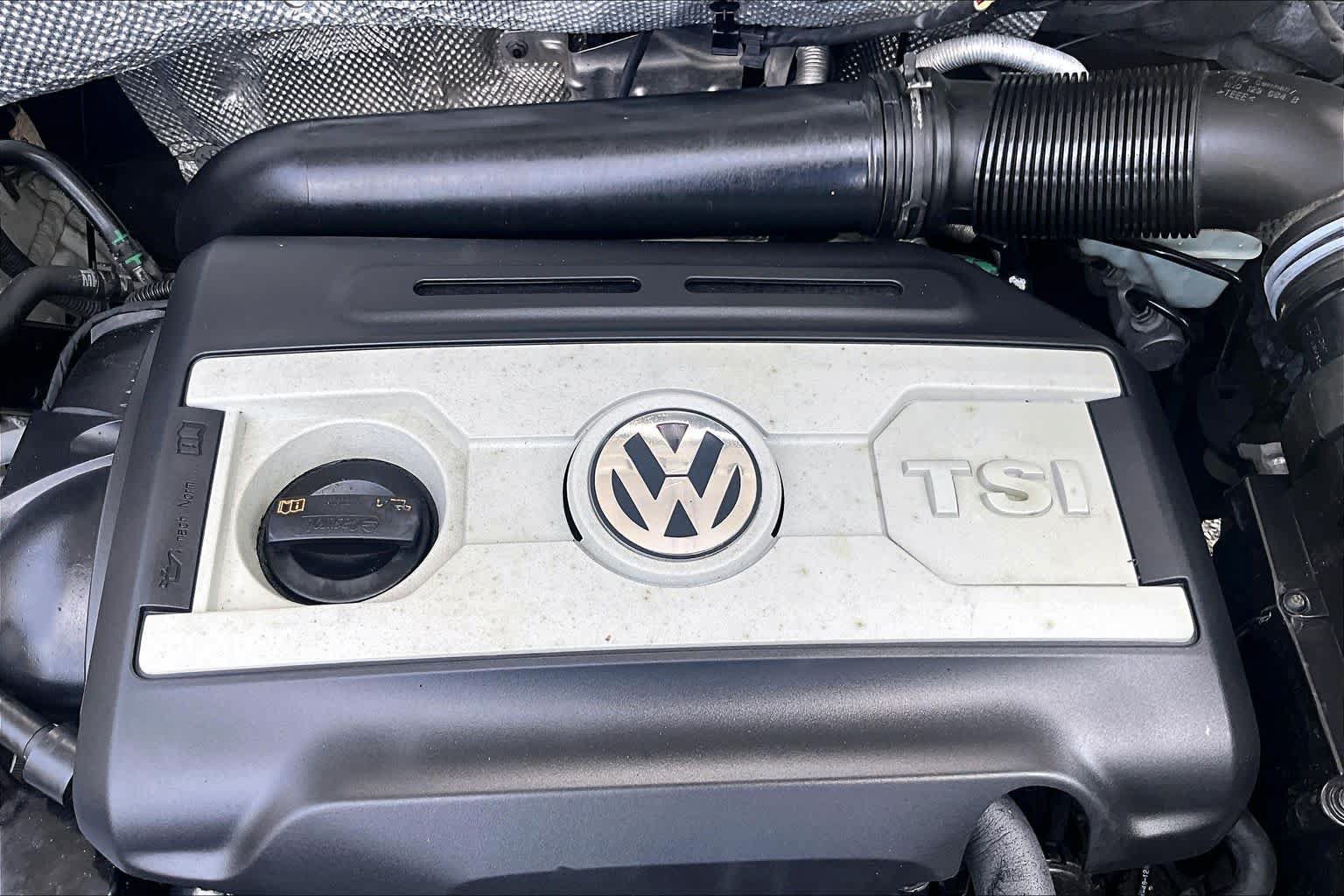 Used 2013 Volkswagen Tiguan SEL FWD image 30