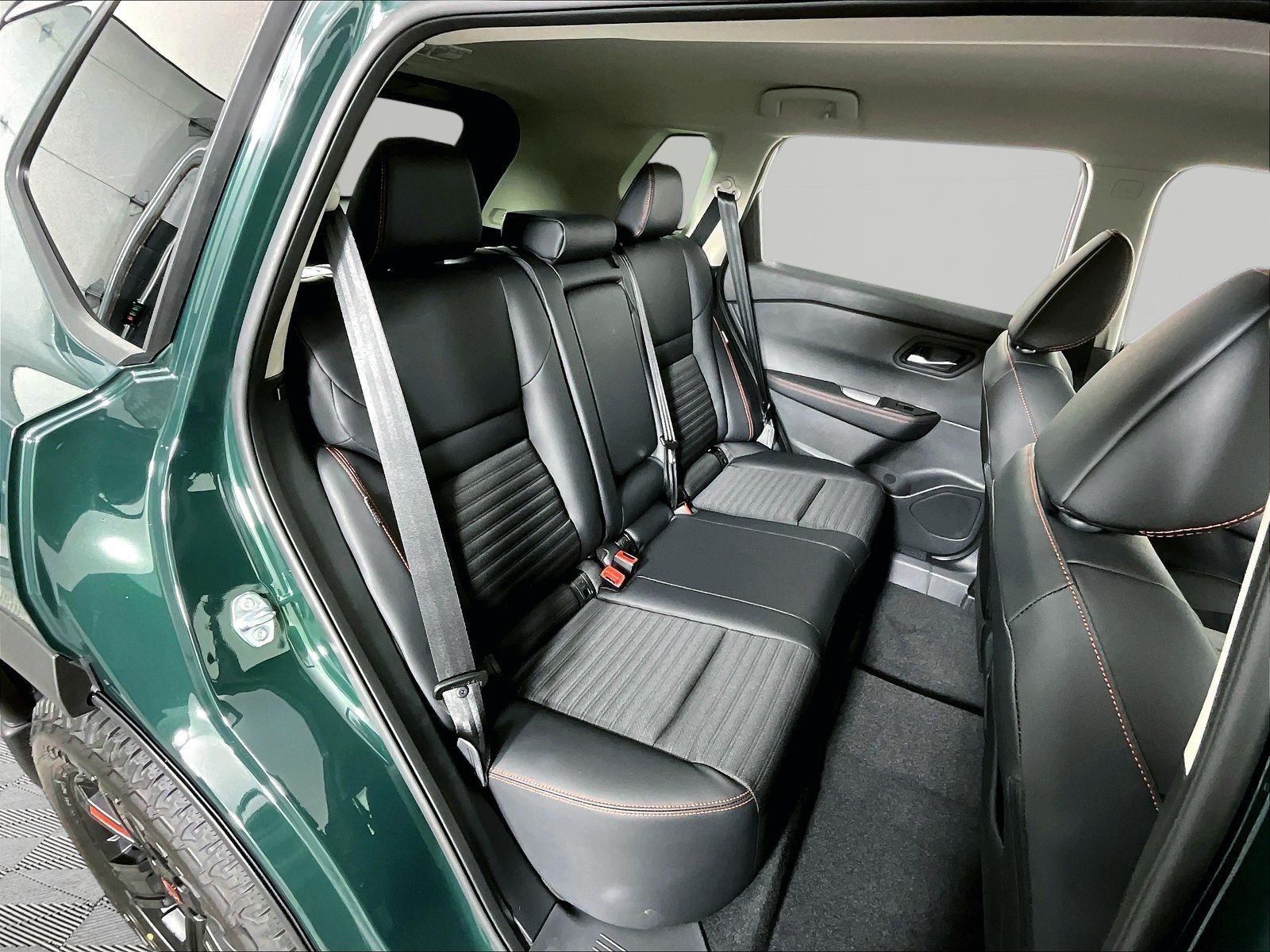 New 2026 Nissan Rogue SV w/ Rock Creek Premium Package AWD/4WD image 11