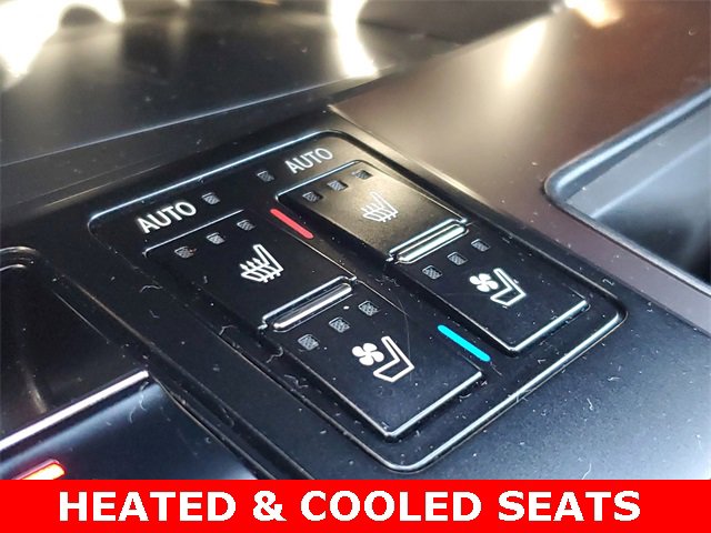 Used 2022 Lexus RX 450h AWD w/ Premium Package image 27