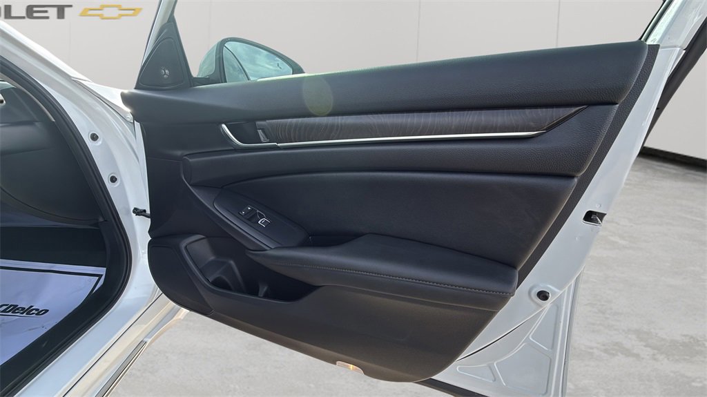 Used 2022 Honda Accord EX-L image 51