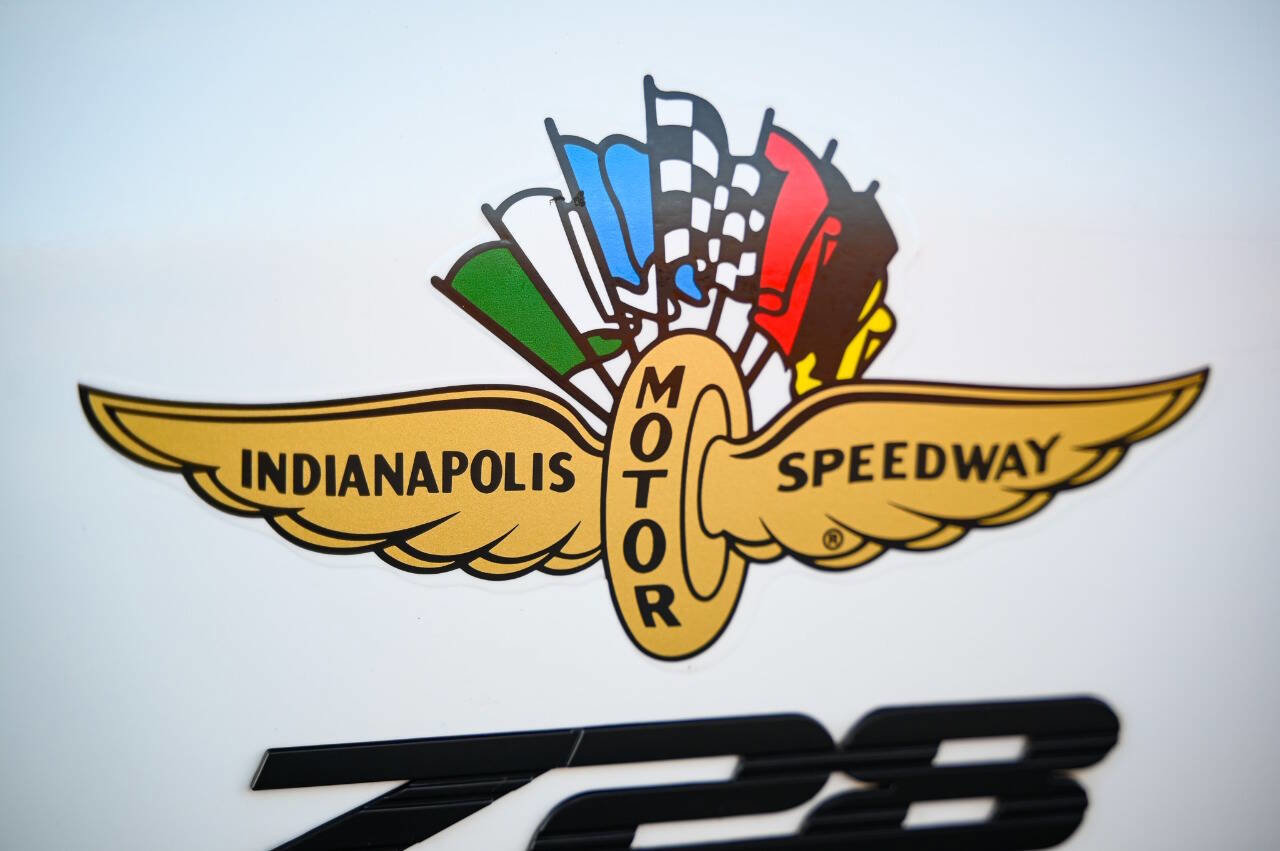 Used 1997 Chevrolet Camaro Z28 image 17