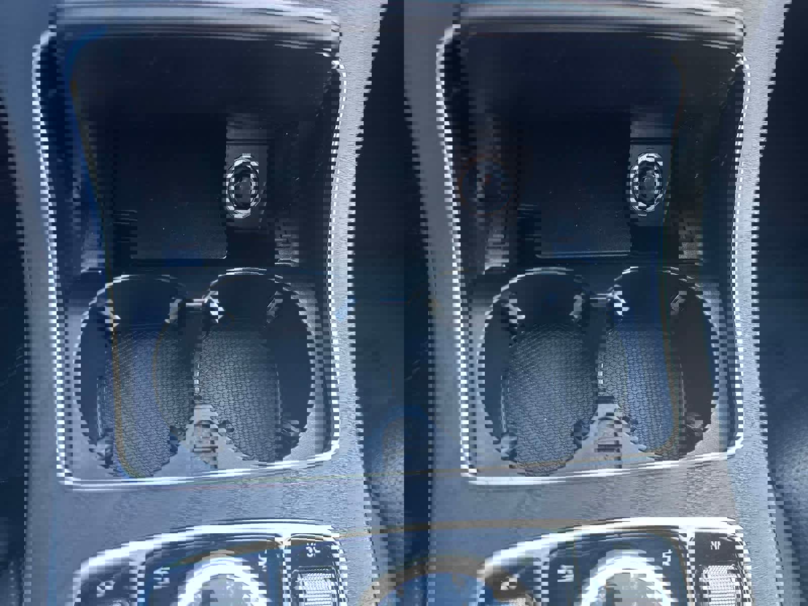 Used 2019 Mercedes-Benz GLC 300 4MATIC image 24