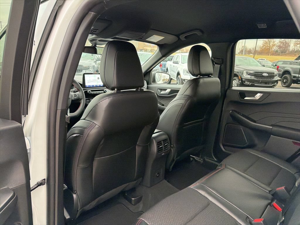 New 2026 Ford Escape ST-Line AWD/4WD image 14
