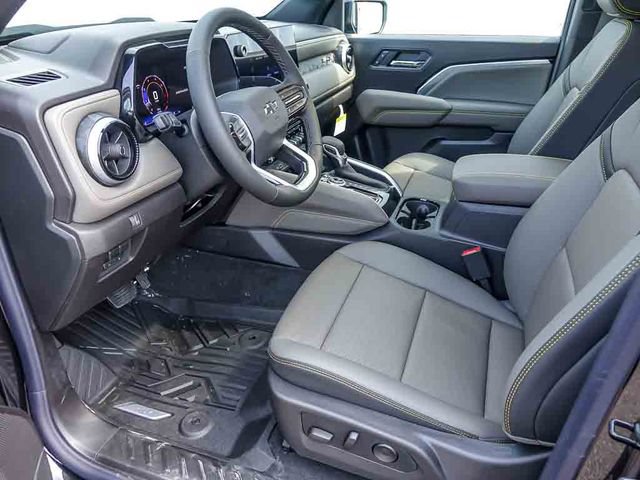 New 2026 Chevrolet Colorado ZR2 w/ Technology Package AWD/4WD image 13