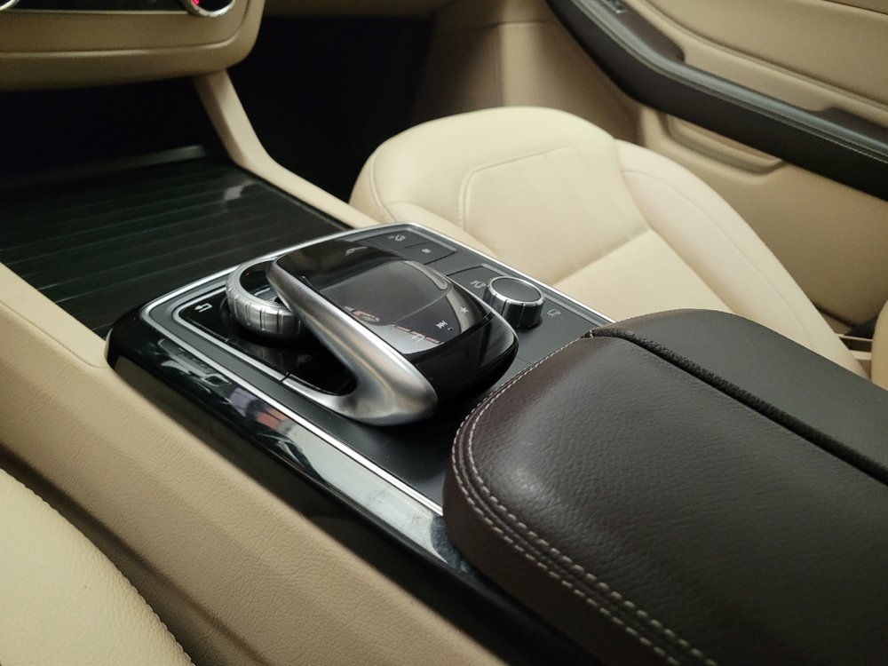 Used 2017 Mercedes-Benz GLS 450 4MATIC w/ Premium Package image 26