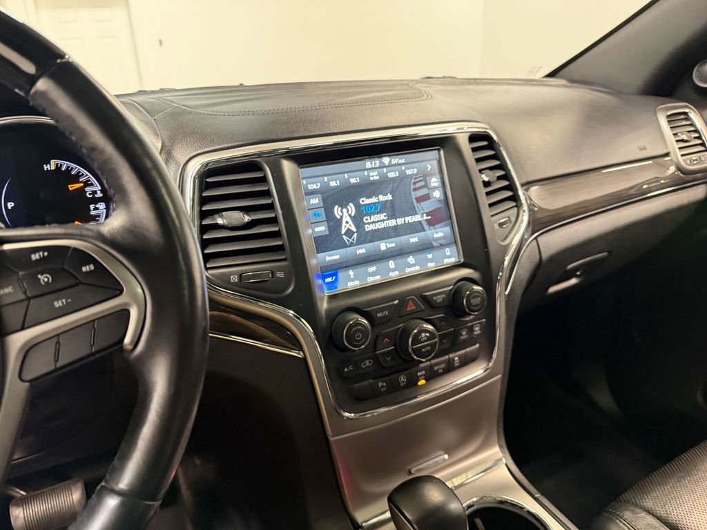 Used 2018 Jeep Grand Cherokee Overland image 73