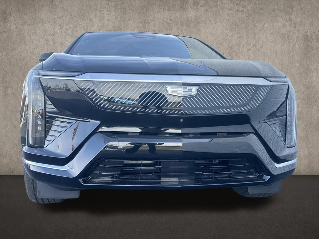 New 2026 Cadillac Optiq Luxury 1 w/ LPO, Floor Liner Package AWD/4WD video 2