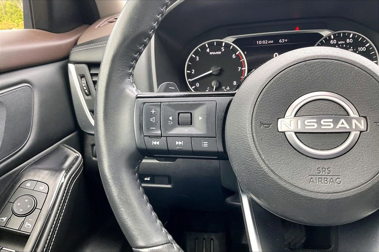Used 2023 Nissan Rogue SV w/ SV Premium B Package image 30