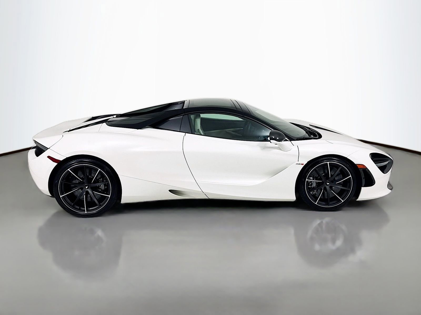 Used 2020 McLaren 720S Spider image 8