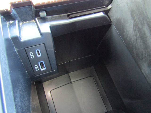 Used 2022 Toyota Sienna LE AWD/4WD image 34