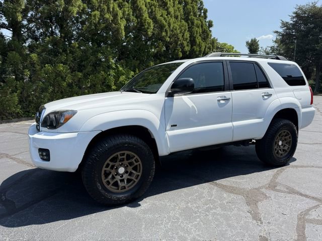 Used 2006 Toyota 4Runner SR5 RWD image 2