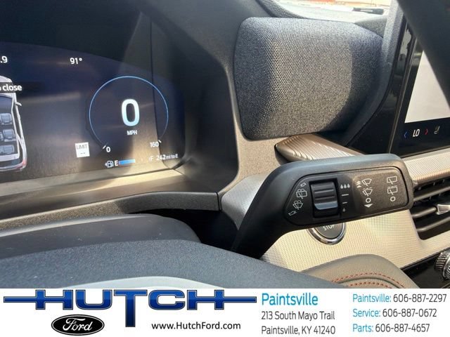 New 2026 Ford Explorer Active w/ Active Comfort Package AWD/4WD image 25