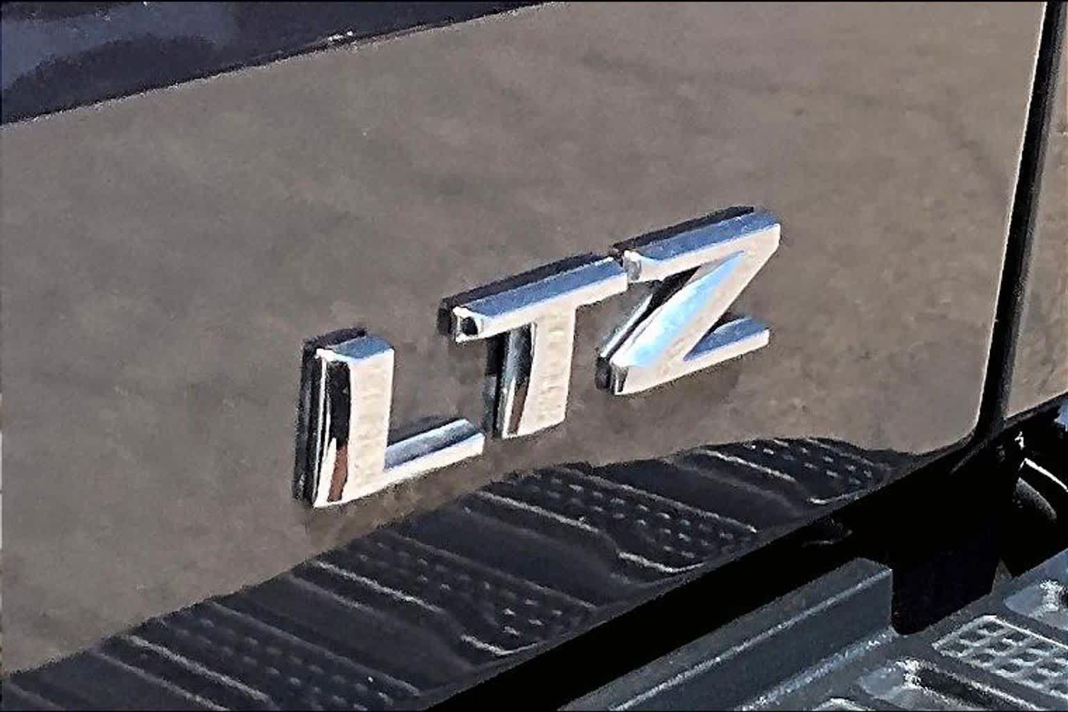 Used 2023 Chevrolet Silverado 1500 LTZ RWD image 10