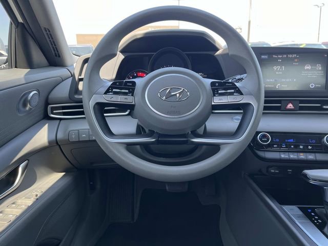 Certified 2021 Hyundai Elantra SEL w/ Cargo Package FWD image 13