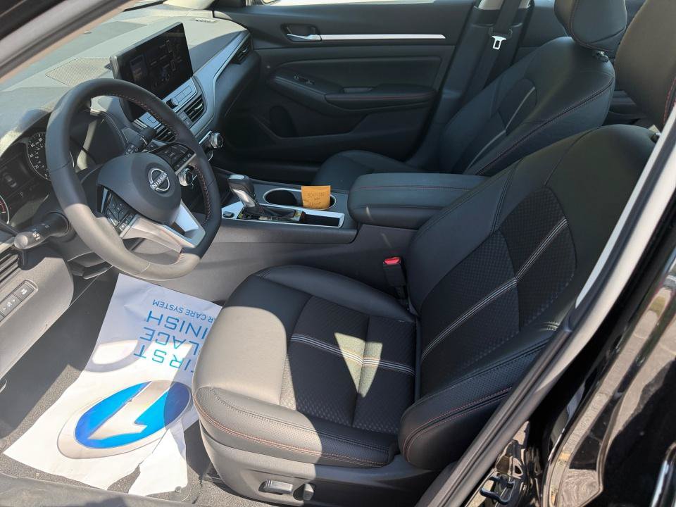 Certified 2026 Nissan Altima 2.5 SR FWD image 9