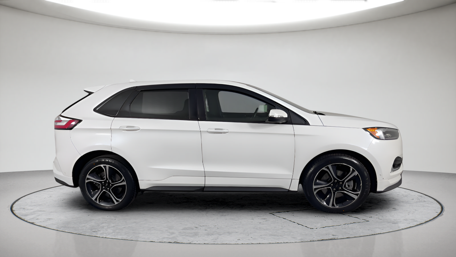 Used 2020 Ford Edge ST w/ Equipment Group 401A AWD/4WD image 3