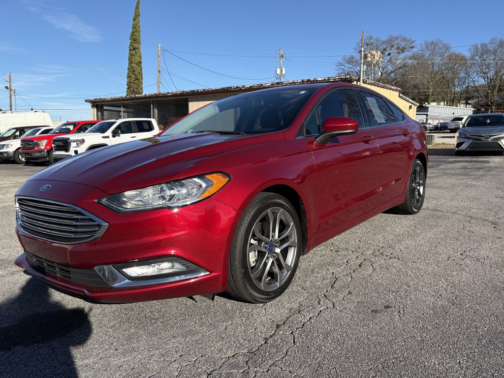 Used 2018 Ford Fusion SE w/ Equipment Group 201A image 1