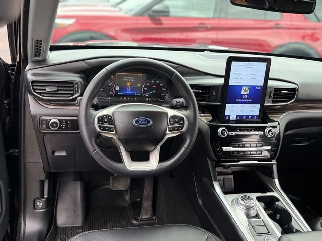 Used 2023 Ford Explorer Limited w/ Hybrid Equipment Group 310A AWD/4WD image 6
