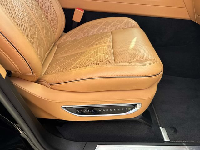 Used 2022 Jeep Grand Wagoneer Series III AWD/4WD image 17