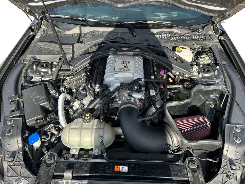 Used 2022 Ford Mustang Shelby GT500 w/ Technology Package image 26