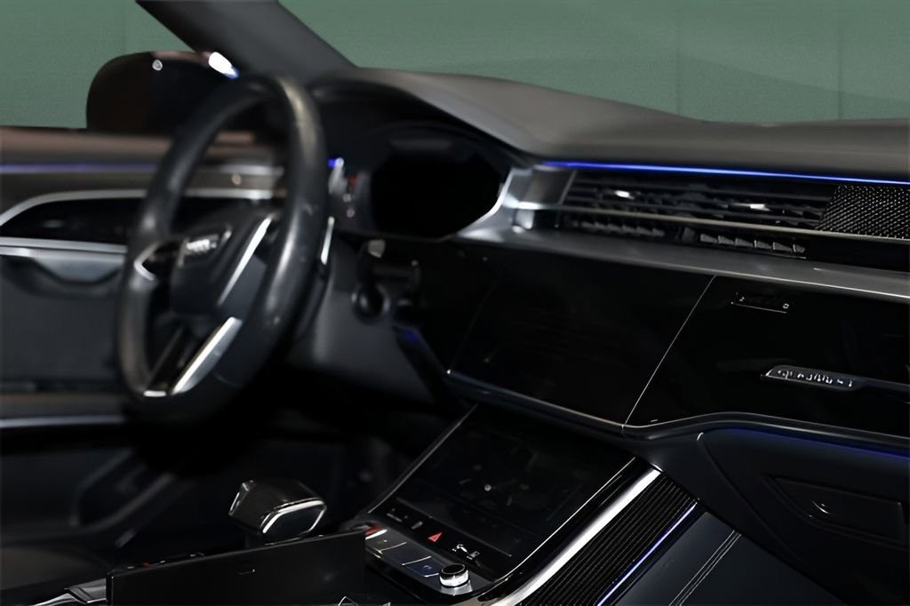 Used 2022 Audi S8 w/ S8 Executive Package image 20
