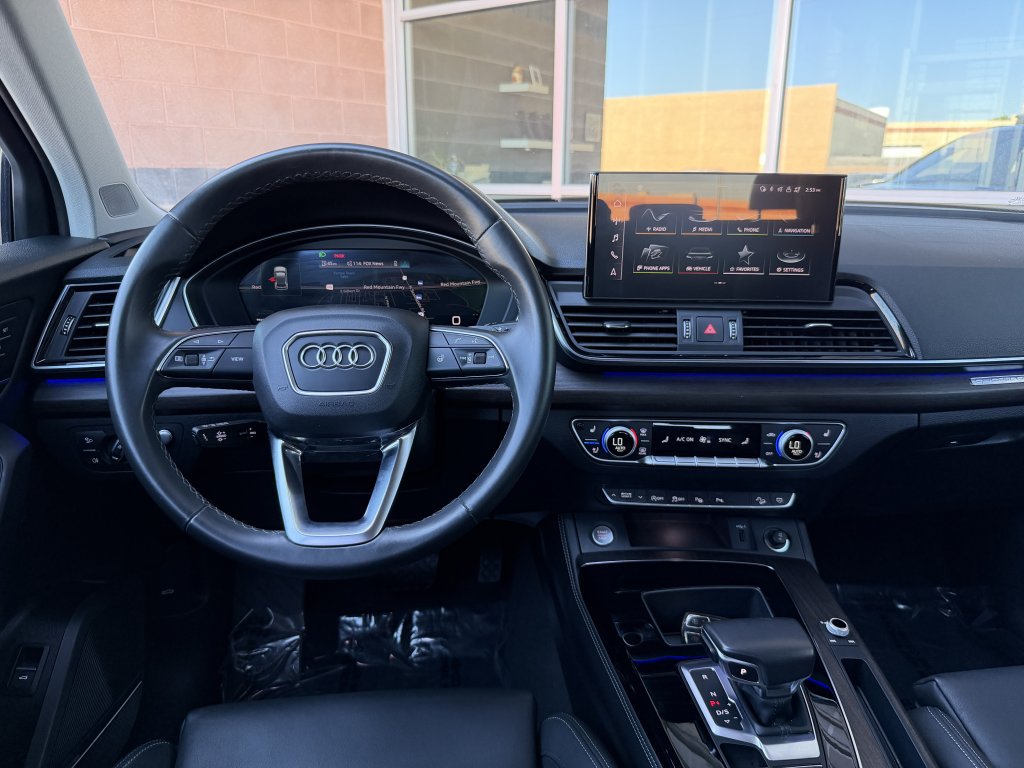 Used 2023 Audi Q5 2.0T Prestige w/ Prestige Package AWD/4WD image 16