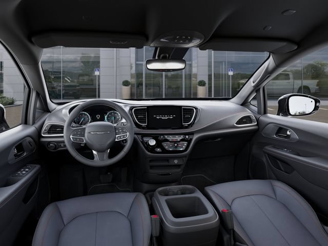 New 2027 Chrysler Pacifica Select AWD/4WD image 15