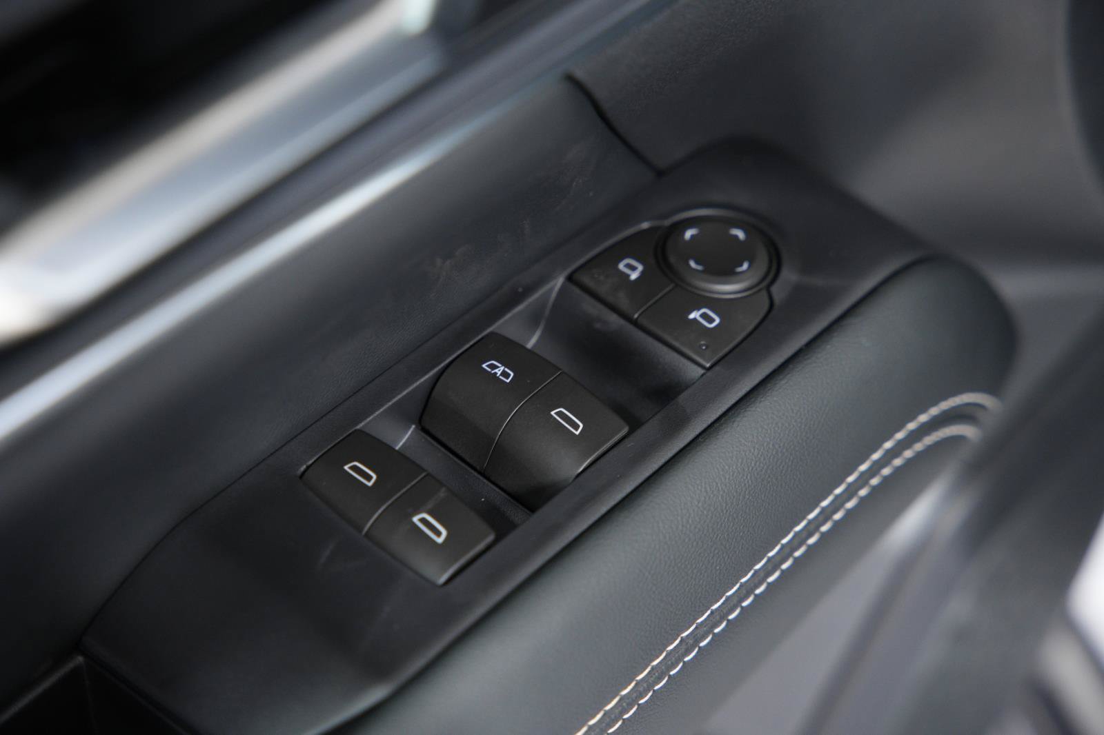New 2026 GMC Terrain Elevation w/ Black Edition FWD image 69