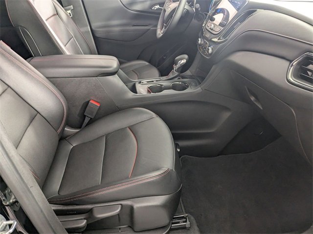 Used 2023 Chevrolet Equinox RS w/ RS Leather Package image 34