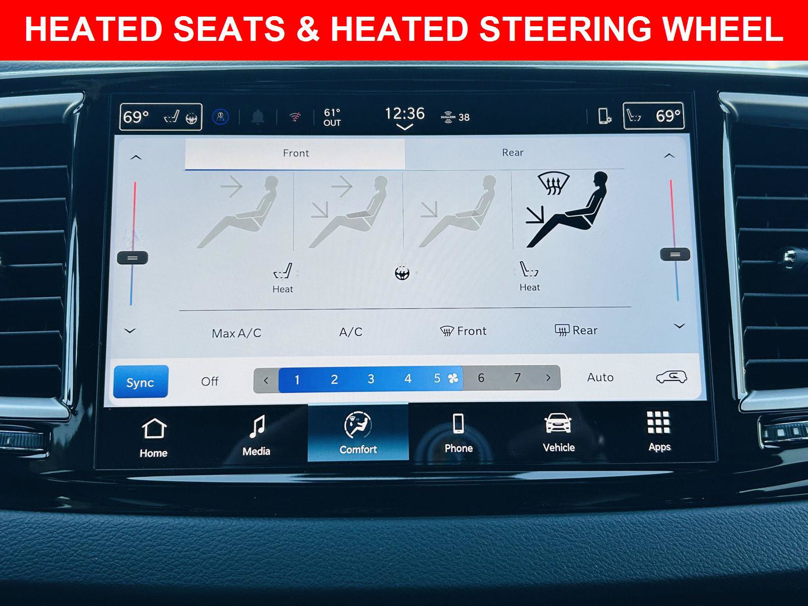 New 2026 Chrysler Voyager LX FWD image 5