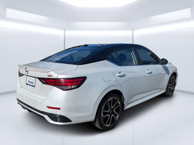 Used 2025 Nissan Sentra SR FWD image 3